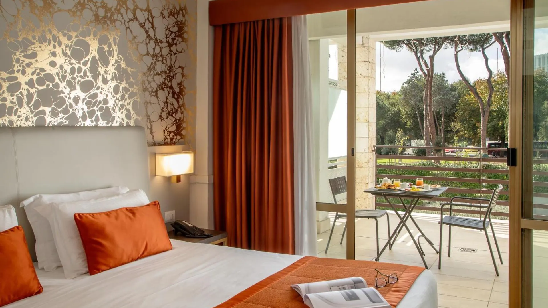 Hotel Shangri-La Roma By Omnia Hotels 4*, ローマ イタリア