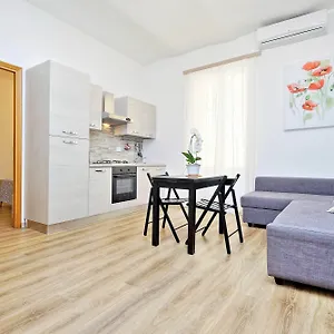 San Lorenzo District Appartement