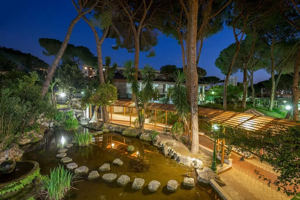 Hotel Shangri-La Roma 4*,