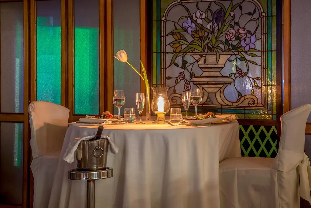 Hotel Shangri-La Roma